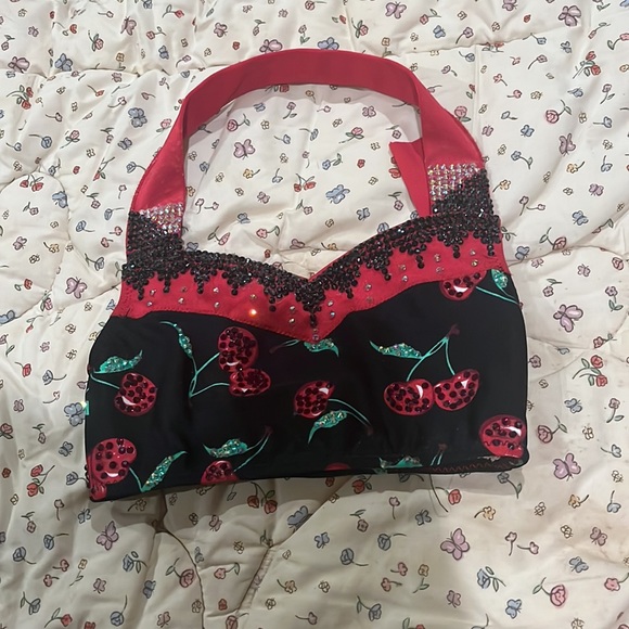 I’m selling a costume for dance but can be worn for pageant’s - Picture 2 of 6